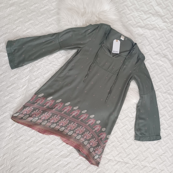 {Roxy} Boho Bell Sleeve Dress - Picture 2 of 9